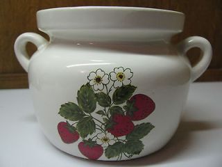 Vintage MCCOY STRAWBERRY Flower Bean Pot Crock w/ Handles #9189 Made