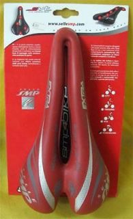 Selle SMP Strike Extra Saddle 344 gr RED Bike Bicycle Racing Road Seat