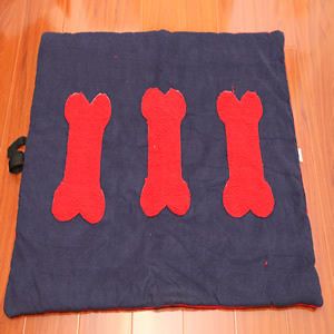 Blue Background Red Color Bone Cotton Carpet Dog / Cat / Pet ( 40 x
