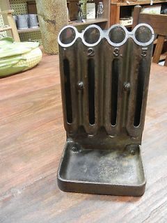 CAST IRON ANTIQUE TROLLEY/BUS/SU BWAY TOKEN HOLDER COLLECTOR COIN