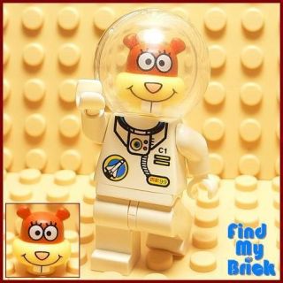 M202 Lego SpongeBob Sandy Cheeks & Astronaut Helmet NEW
