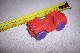 TOY ORANGE JEEP,3 38 LONG,DIECAST&P LASTIC WHEELS, COOL OLD TOY