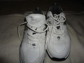 NEW BALANCE 409 Cross Training SIZE 11 4E Wide Shoes White/Grey Mens