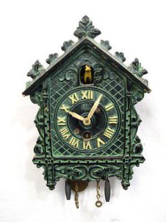 Vintage Lux Mfg Mini Cuckoo Clock Running w/Key Pendulette Miniature