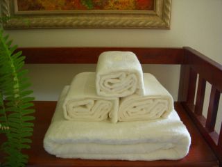 Bamboo Bath Towel Set   Incredibly Soft Naturally Anti Bacterial Hypo