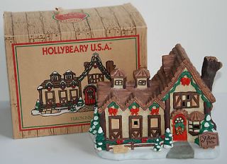 Hollybeary USA Christmas Village House “Yukon Inn”