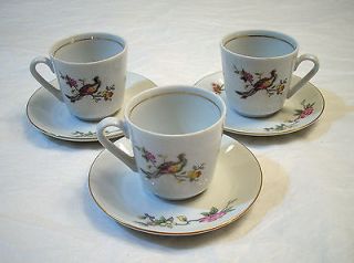 KAHLA CHINA A SET OF 3 DEMITASSE CUPS CUP & SAUCERS WITH PEACOCKS