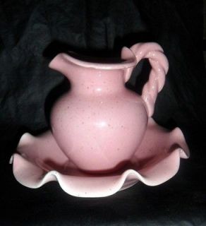 Small Pitcher & Wash Bowl Soft Pink Speckled Wash Bowl with Pitcher 4