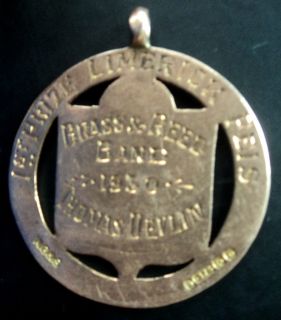 9ct Gold Irish Medal or Fob   Limerick Feis Festival 1930 Brass & Reed