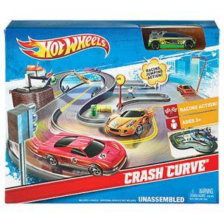 Brand New Sealed Mattel Hot Wheels Crash Curve Playset Toy Racing