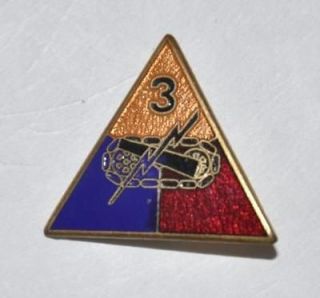 Vtg US Army Insignia Military Pin Triangle 3 Tank Track  M22