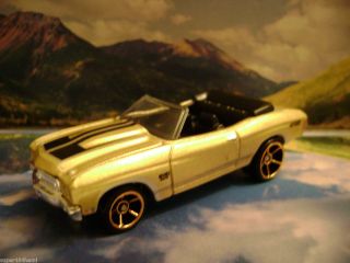 70 Chevelle SS 2010 Hot Wheels Faster Than Ever Series Gold