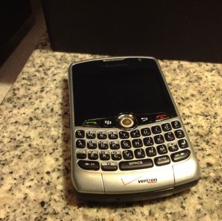 Blackberry 8830 No Contract 3G QWERTY Rim  Global Smartphone