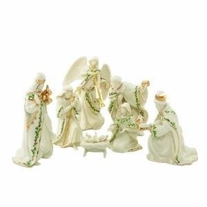 Set Holy Family Kings Angel 7 PC $258 Great Display Holiday