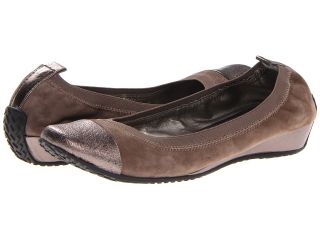 Kenneth Cole Reaction Blink Wink Womens Flat Shoes (Taupe)