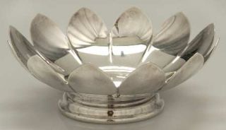 Reed & Barton Water Lily (Silverplate,Hollowware) Silverplate Bon Bon Bowl   Sil