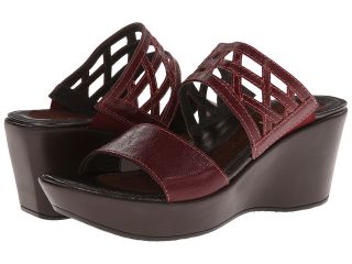 Naot Footwear Bonita   Exclusive Womens Slide Shoes (Brown)