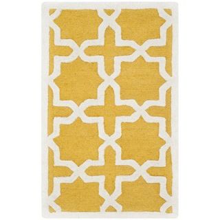 Safavieh Handmade Moroccan Cambridge Geometric pattern Gold/ Ivory Wool Rug (26 X 4)